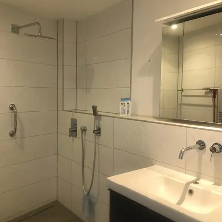 Apartment Deichkind Superhost Mit Terrasse Bremen